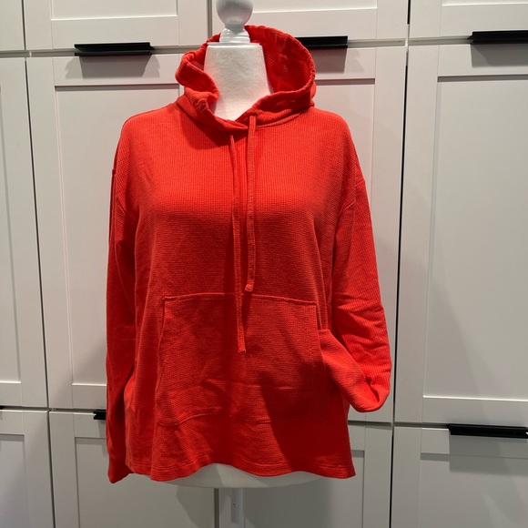 Zella - Mesh Around Hoodie / Red Hibiscus Large - Picture 2 of 8